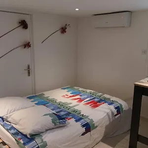 https://chez-remi.hotels-rhonealpes.com
